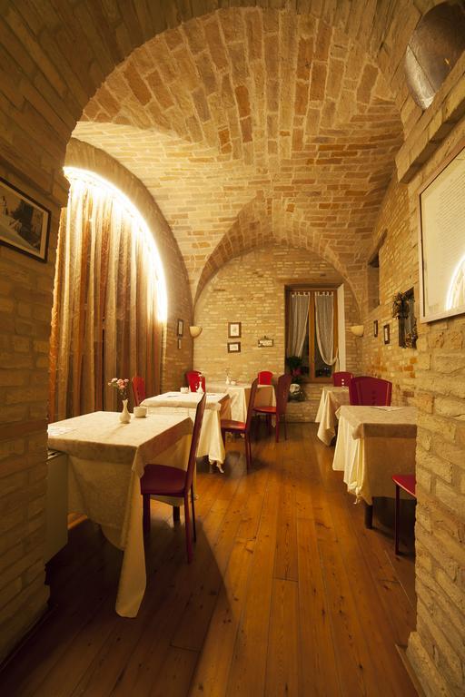 La Luma Hotel Montecosaro  Экстерьер фото