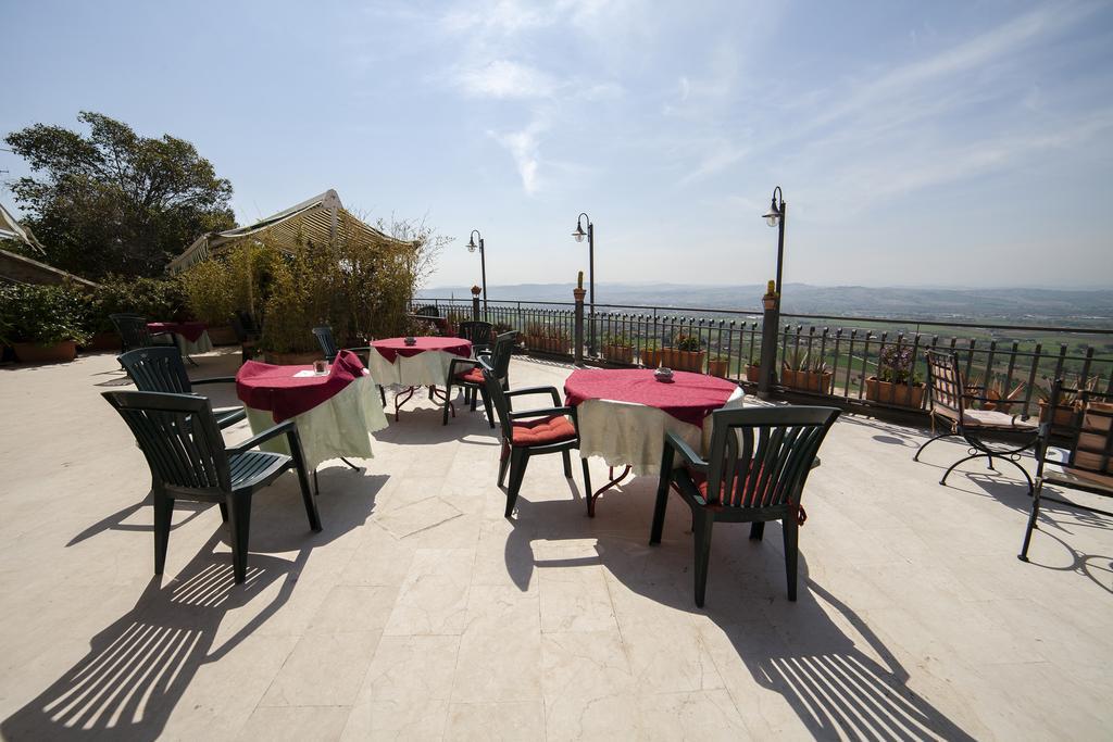 La Luma Hotel Montecosaro  Экстерьер фото