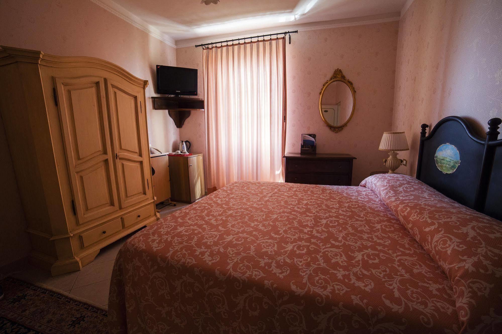 La Luma Hotel Montecosaro  Экстерьер фото